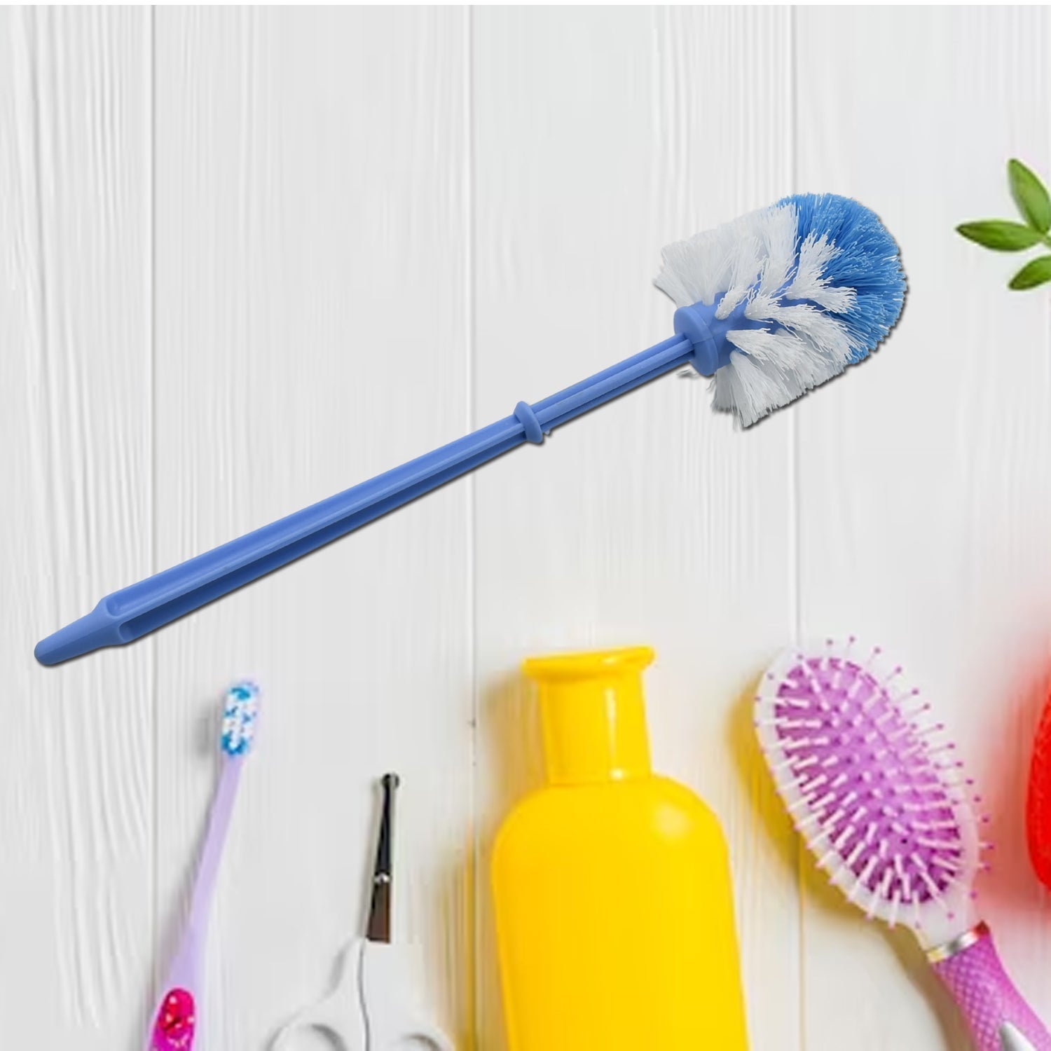 Round toilet brush with hockey stick handle Round toilet brush with hockey stick handle